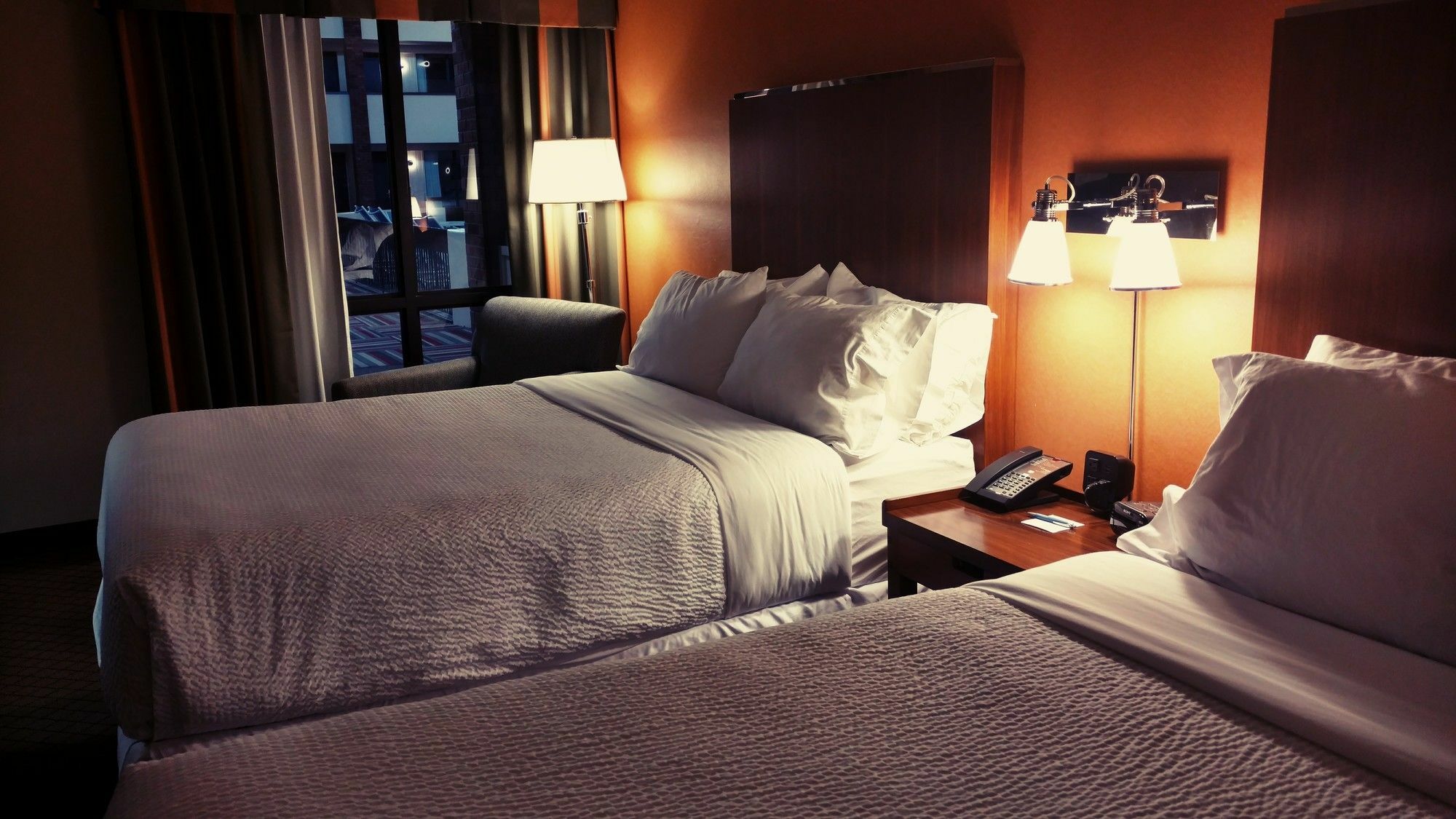 Doubletree By Hilton Manhattan, Ks Exteriér fotografie
